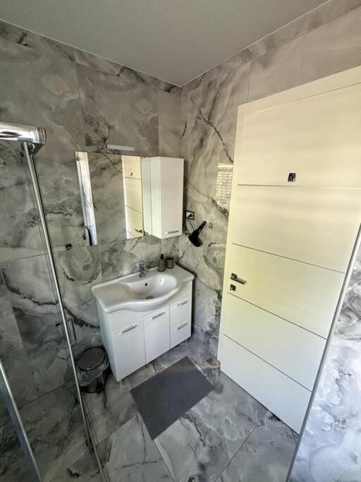 Villa Moste 3-Free Parking&Pool, Ev Station Lublaň Exteriér fotografie